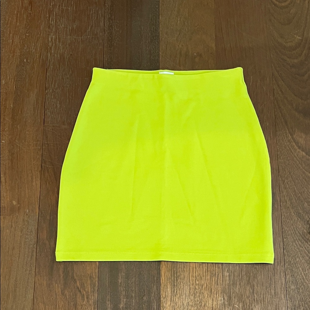 Lemon/Lime Women's Skirt size XS